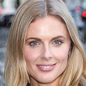 Age Of Donna Air biography