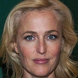 Age Of Gillian Anderson biography