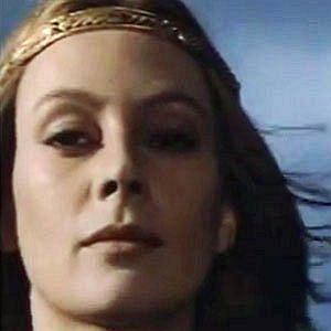Age Of Francesca Annis biography