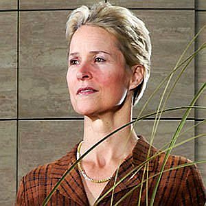 Age Of Frances Arnold biography