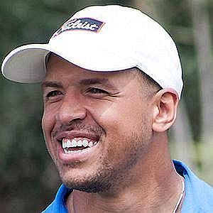 Age Of Miles Austin biography