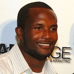 Age Of Champ Bailey biography