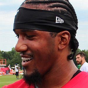 Age Of Vic Beasley biography
