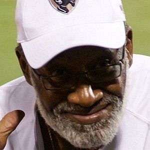 Age Of Bobby Bell biography