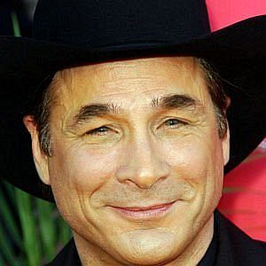 Age Of Clint Black biography