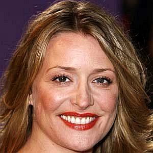 Age Of Laurie Brett biography