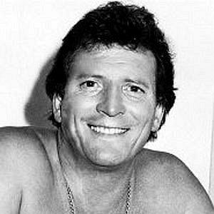 Age Of Johnny Briggs biography