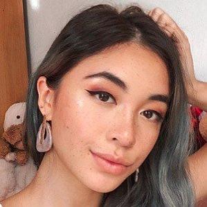 Sierra Lixing Bustos – Age, Bio, Personal Life, Family & Stats - CelebsAges