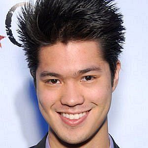 Age Of Ross Butler biography