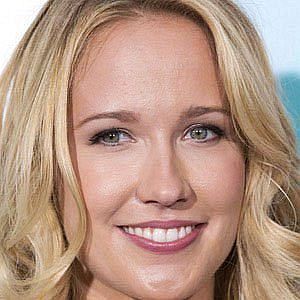 Age Of Anna Camp biography