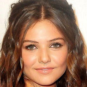 Age Of Danielle Campbell biography