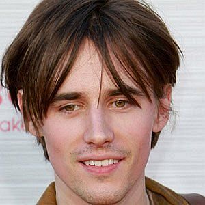 Age Of Reeve Carney biography