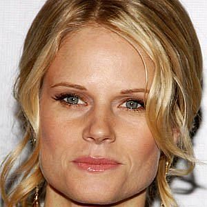 Age Of Joelle Carter biography