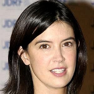 Age Of Phoebe Cates biography