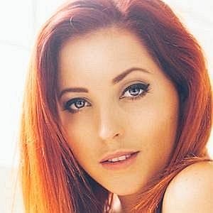Age Of Lucy Collett biography