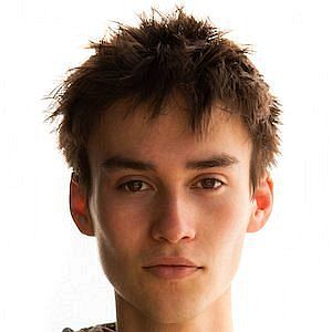 Age Of Jacob Collier biography