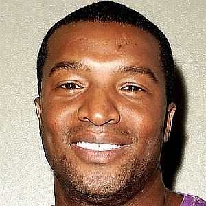 Age Of Roger Cross biography