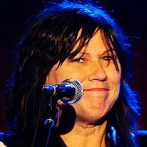 Age Of Kim Deal biography