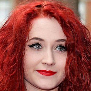 Age Of Janet Devlin biography