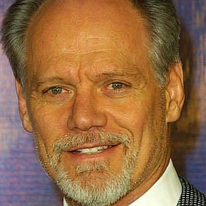 Age Of Fred Dryer biography