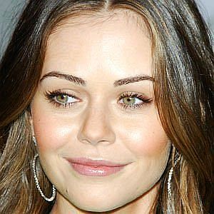 Age Of Alexis Dziena biography