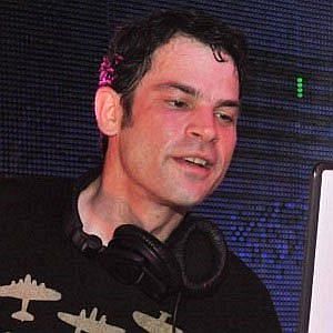 Age Of DJ Earworm biography