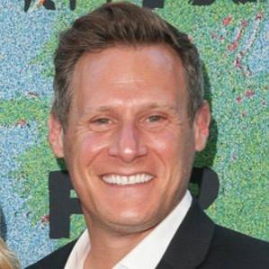 Age Of Trevor Engelson biography