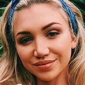 Age Of Gabrielle Epstein biography