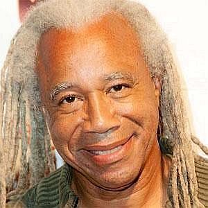 Age Of Dave Fennoy biography