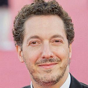 Age Of Guillaume Gallienne biography