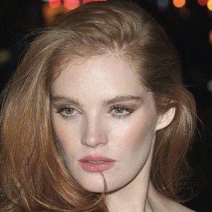 Age Of Alexina Graham biography