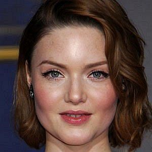 Age Of Holliday Grainger biography