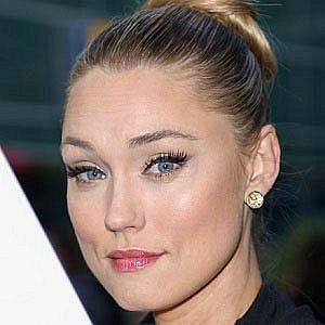 Age Of Clare Grant biography