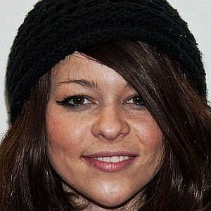 Age Of Cady Groves biography
