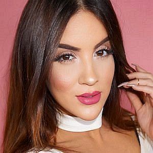 Age Of Nicole Guerriero biography