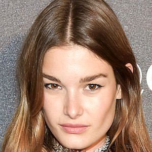 Age Of Ophelie Guillermand biography