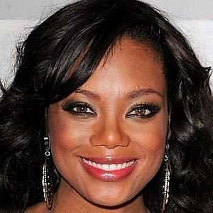 Age Of Tiffany Hines biography