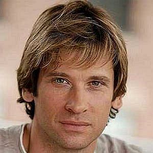 Age Of Roger Howarth biography