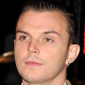 Age Of Theo Hutchcraft biography