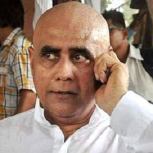 Age Of Puneet Issar biography