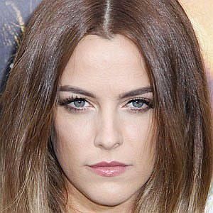 Age Of Riley Keough biography