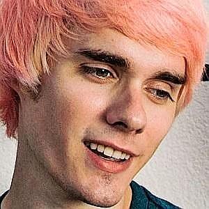 Age Of Awsten Knight biography