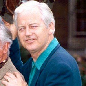 Age Of Ian Lavender biography