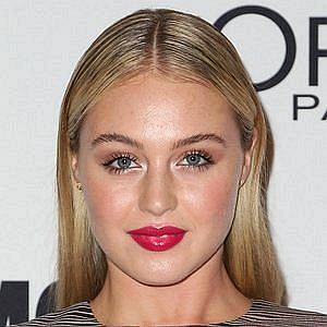 Age Of Iskra Lawrence biography
