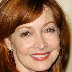 Age Of Sharon Lawrence biography