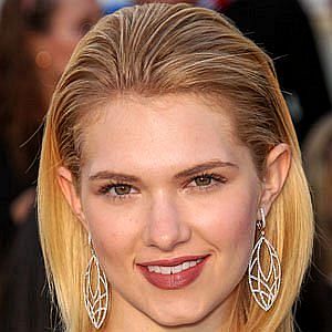 Age Of Claudia Lee biography