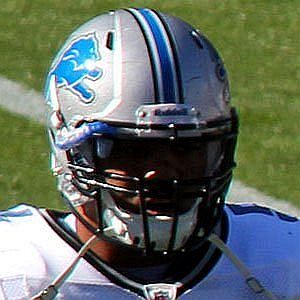 Age Of DeAndre Levy biography