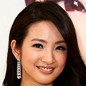 Age Of Ariel Lin biography