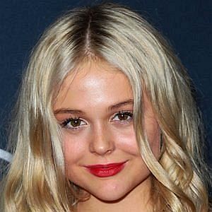 Age Of Emily Alyn Lind biography