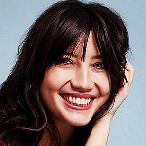 Age Of Daisy Lowe biography